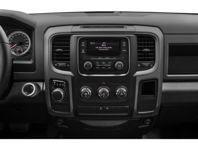 2018 RAM 1500 Express Crew Cab 4x4 5'7" Box