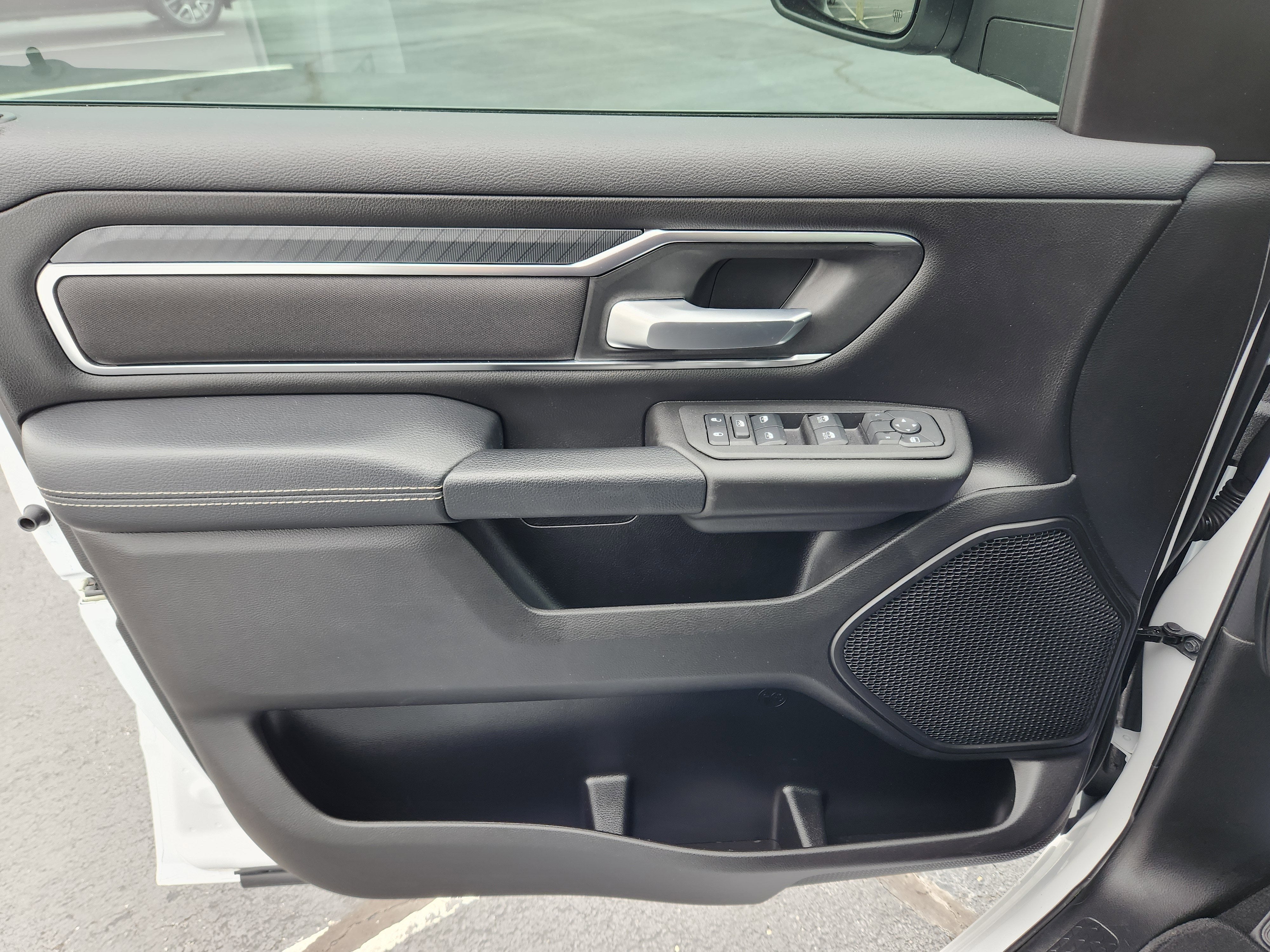 2025 RAM 1500 Big Horn Crew Cab 4x4 5'7" Box