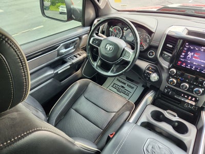 2020 RAM 1500 Laramie Crew Cab 4x4 5'7" Box