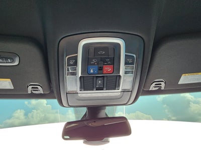 2020 RAM 1500 Laramie Crew Cab 4x4 5'7" Box