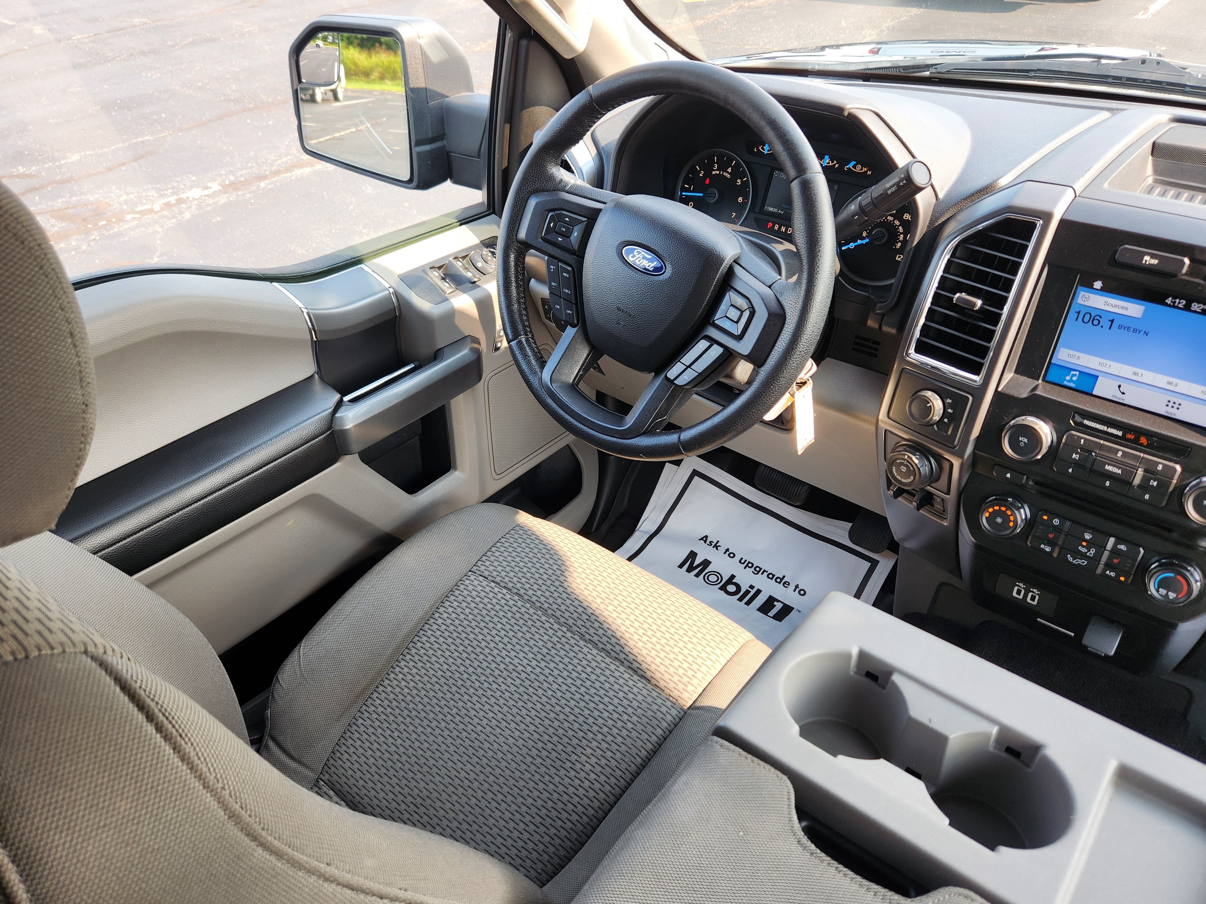 2016 Ford F-150 XLT SUPER CREW