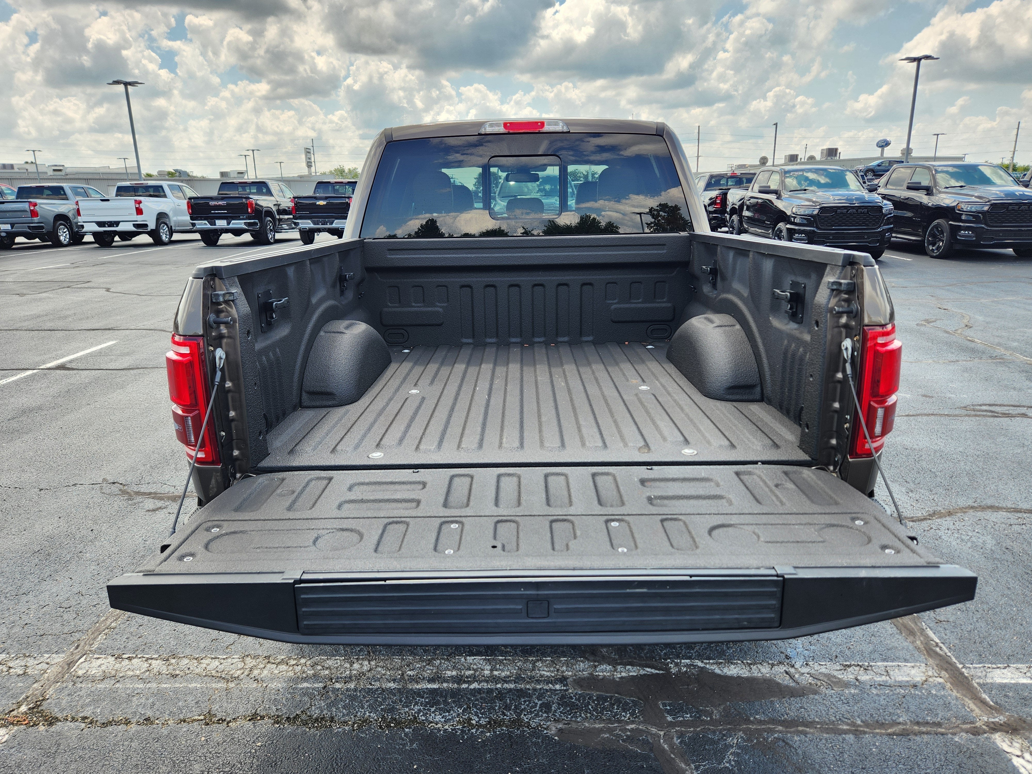 2015 Ford F-150 LARIAT