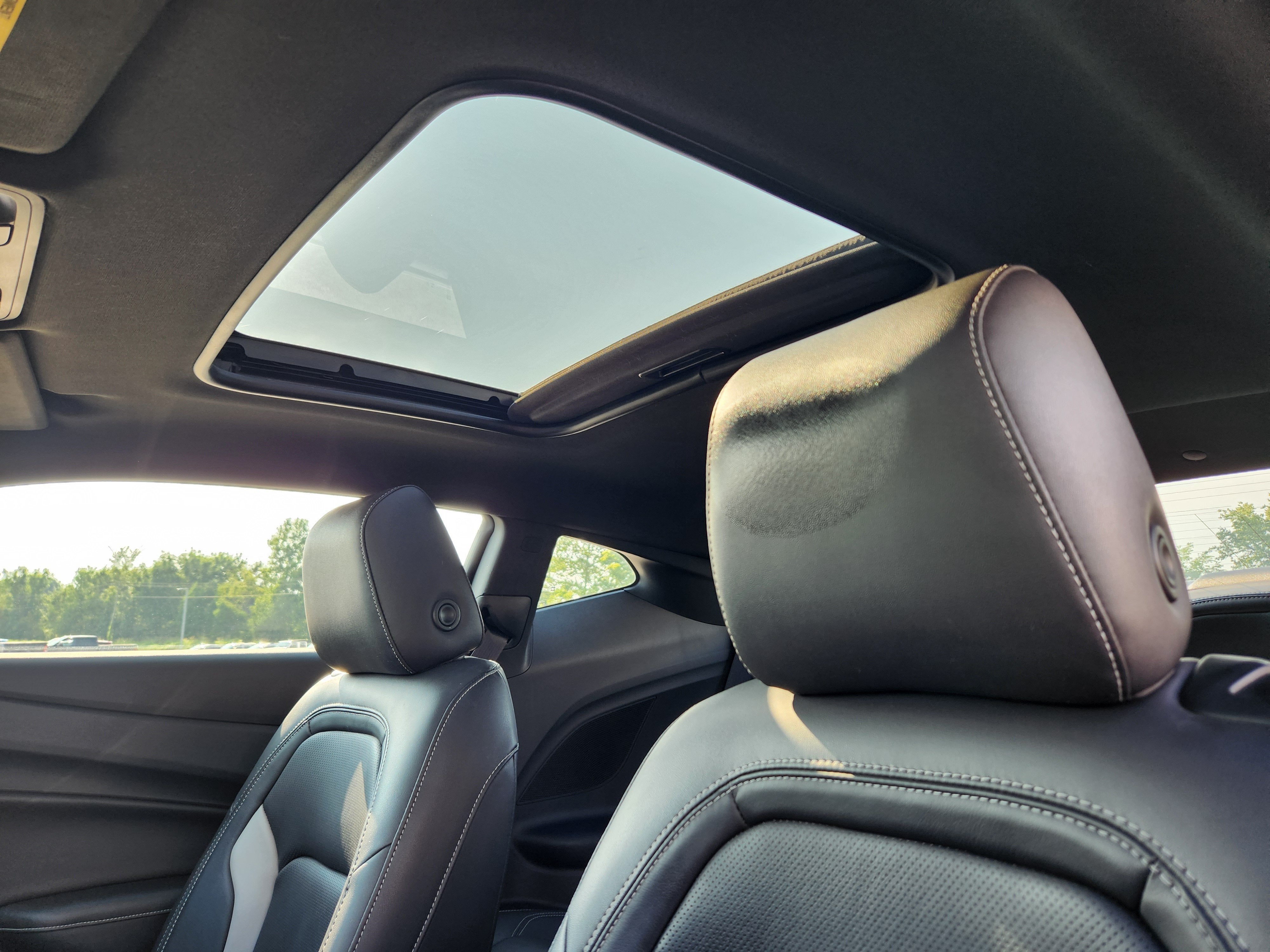 2021 Chevrolet Camaro 2LT