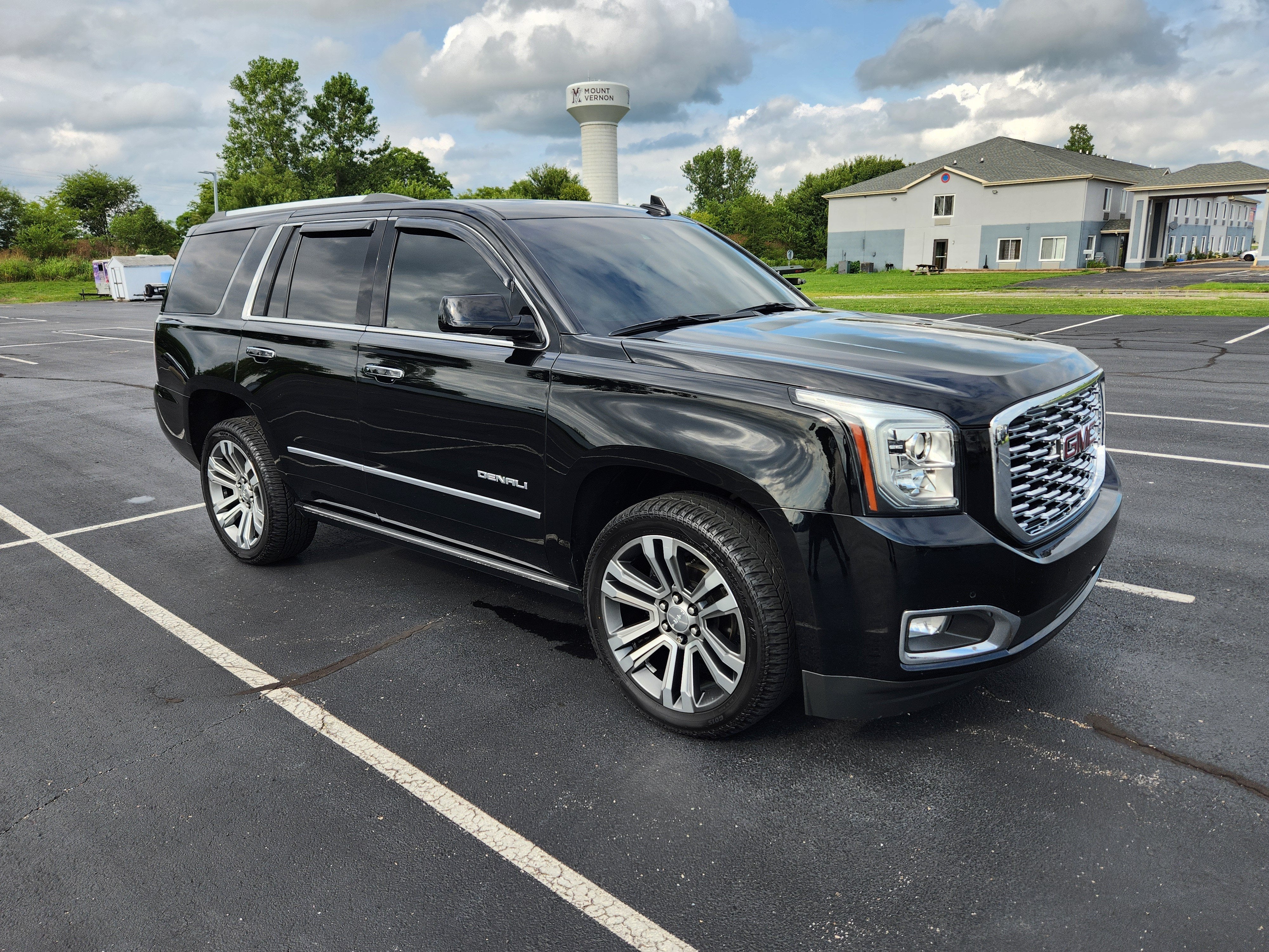 2020 GMC Yukon Denali