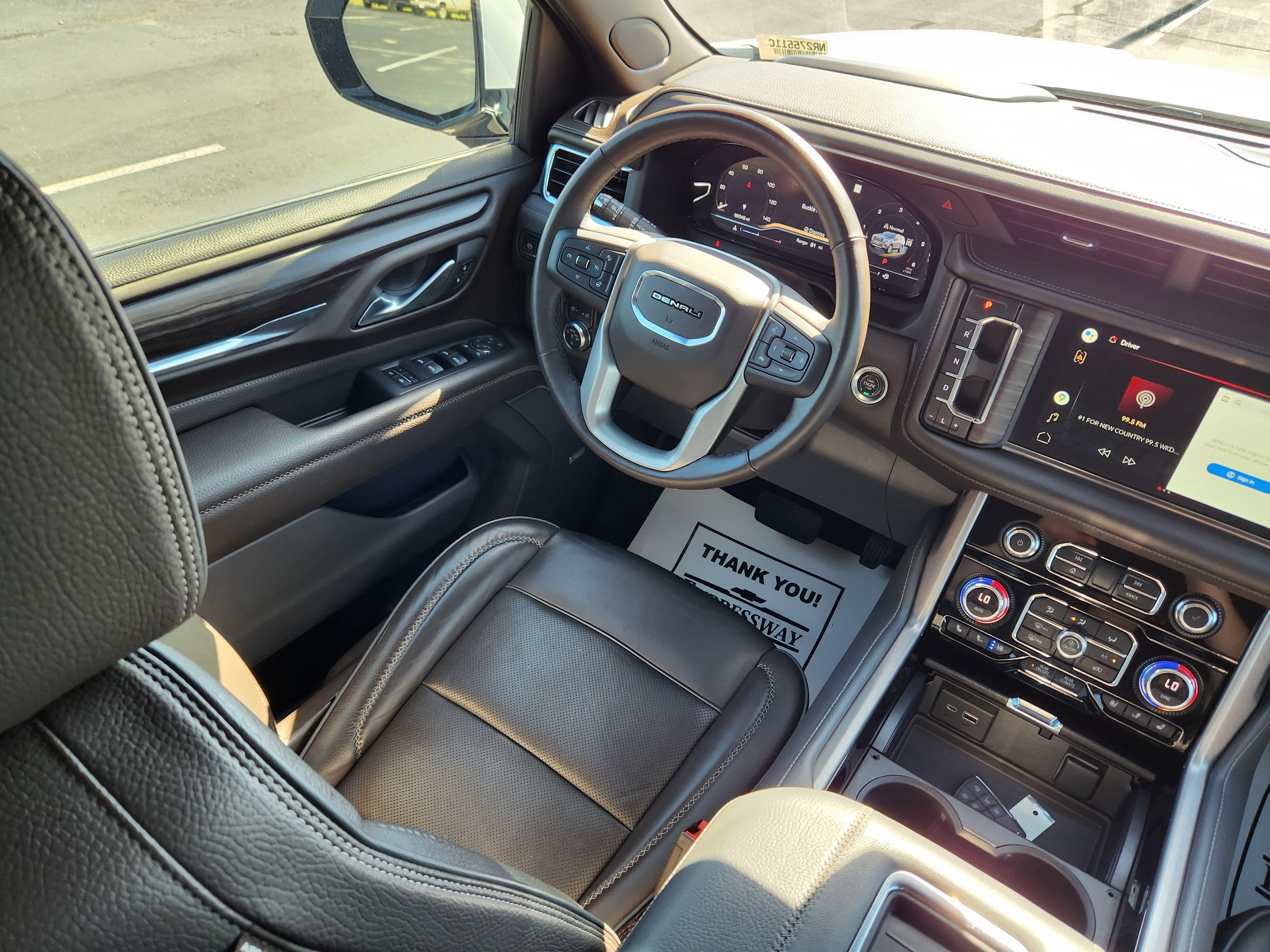 2022 GMC Yukon XL Denali