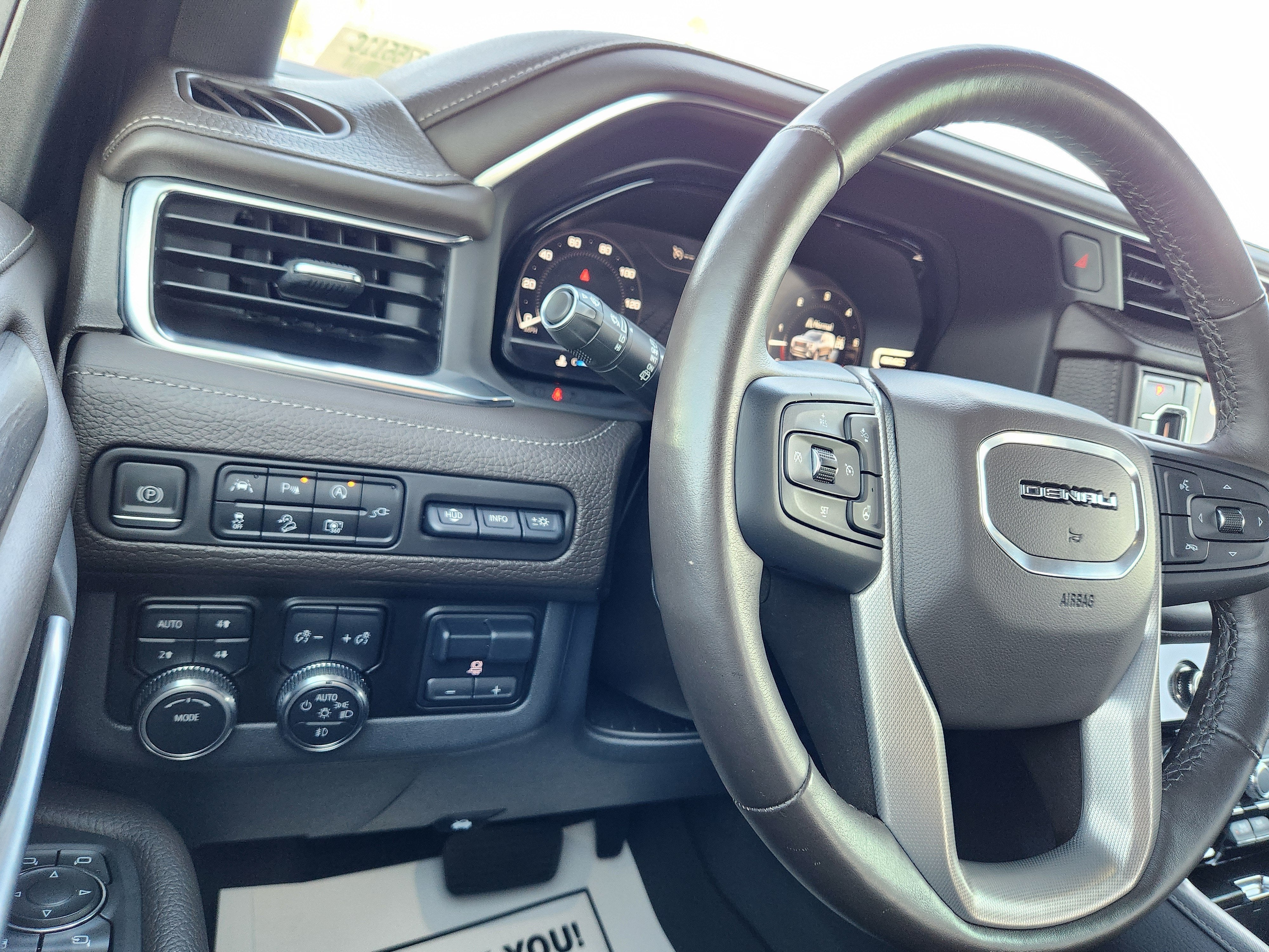 2022 GMC Yukon XL Denali