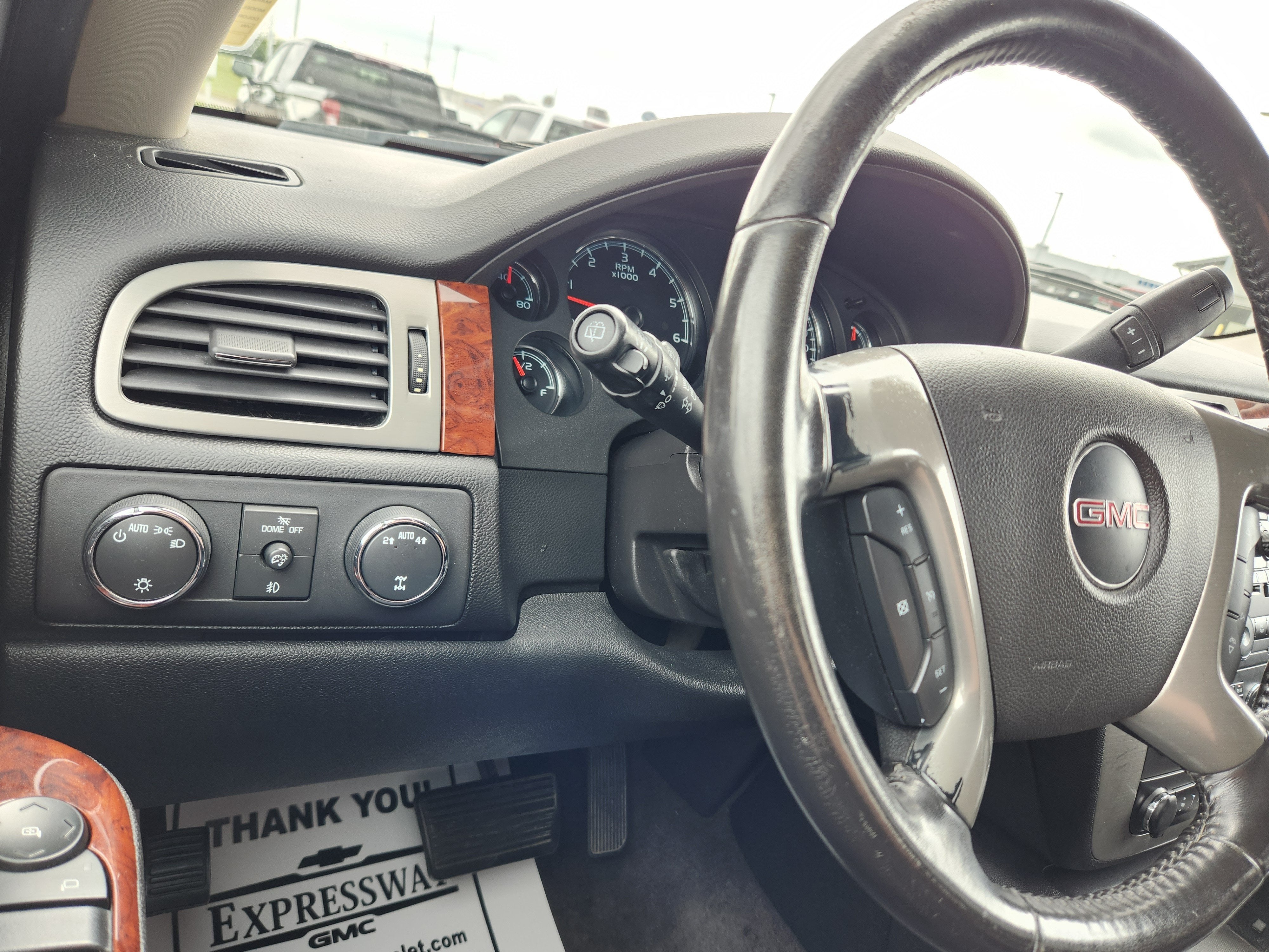 2013 GMC Yukon XL SLT