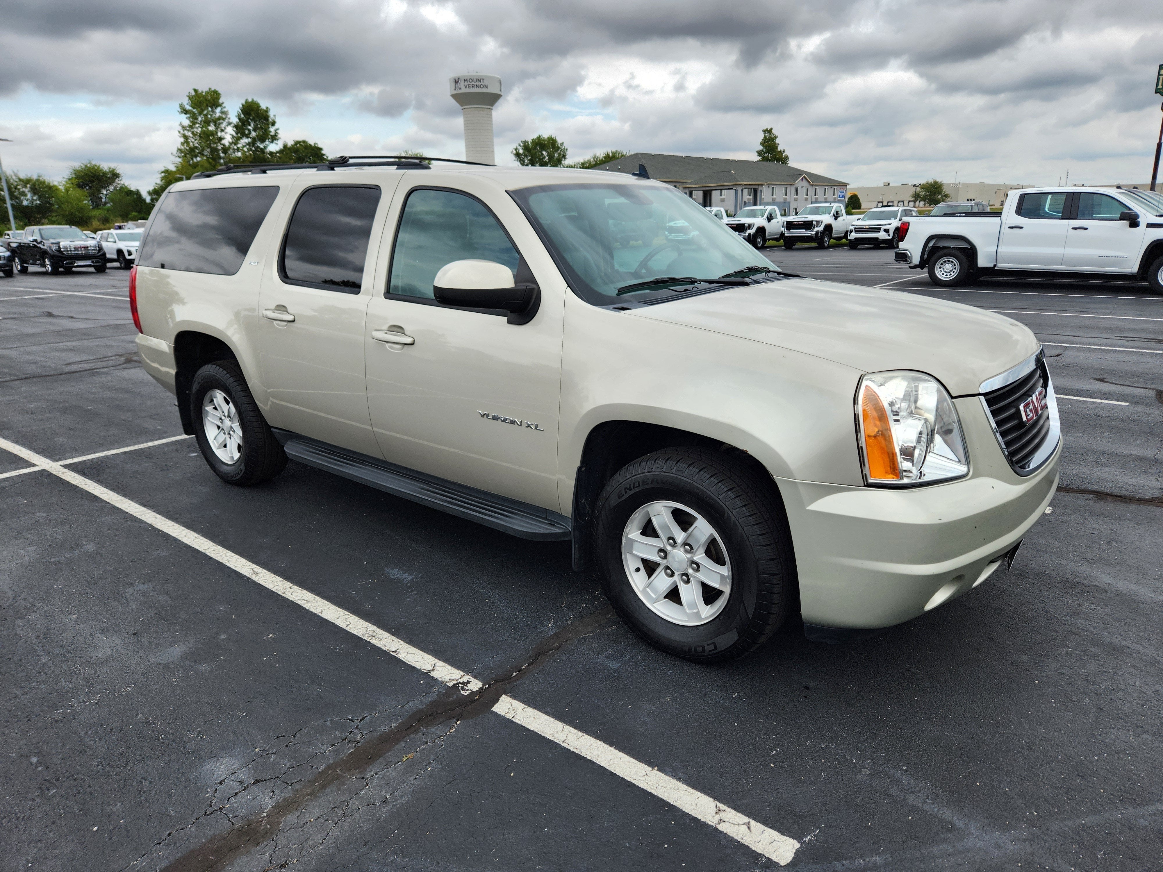 2013 GMC Yukon XL SLT