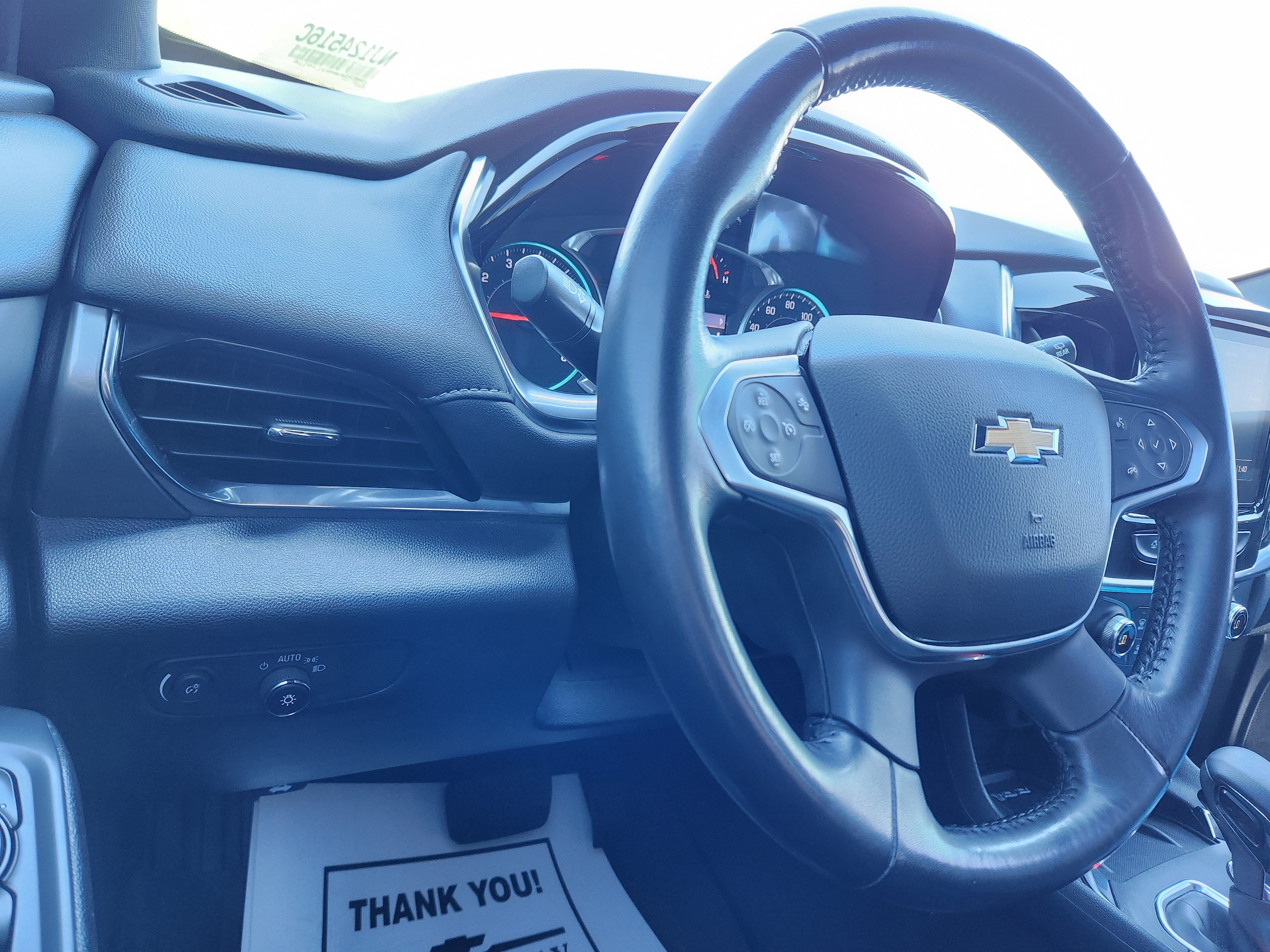 2022 Chevrolet Traverse LT Cloth