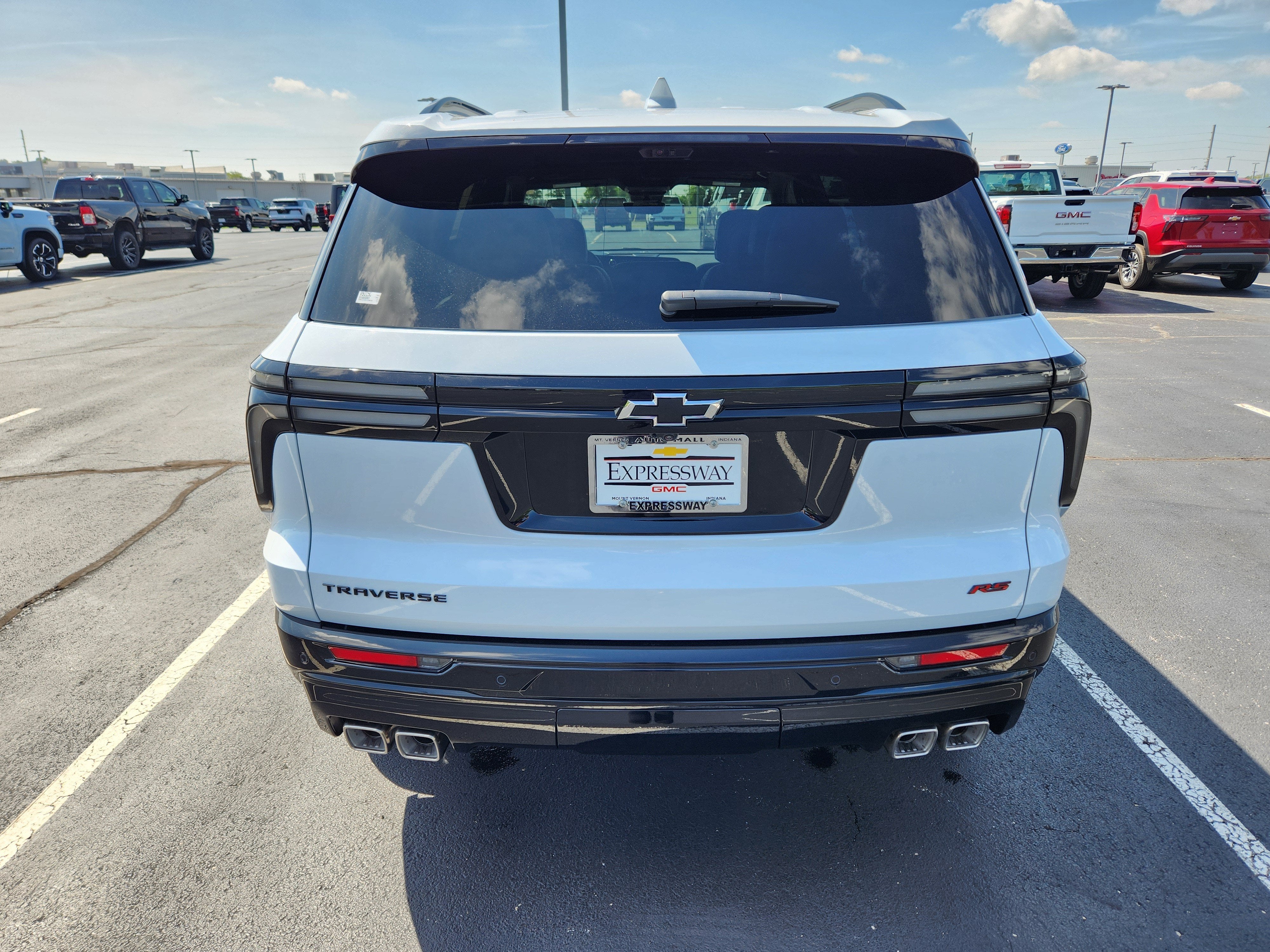 2027 Chevrolet Traverse RS