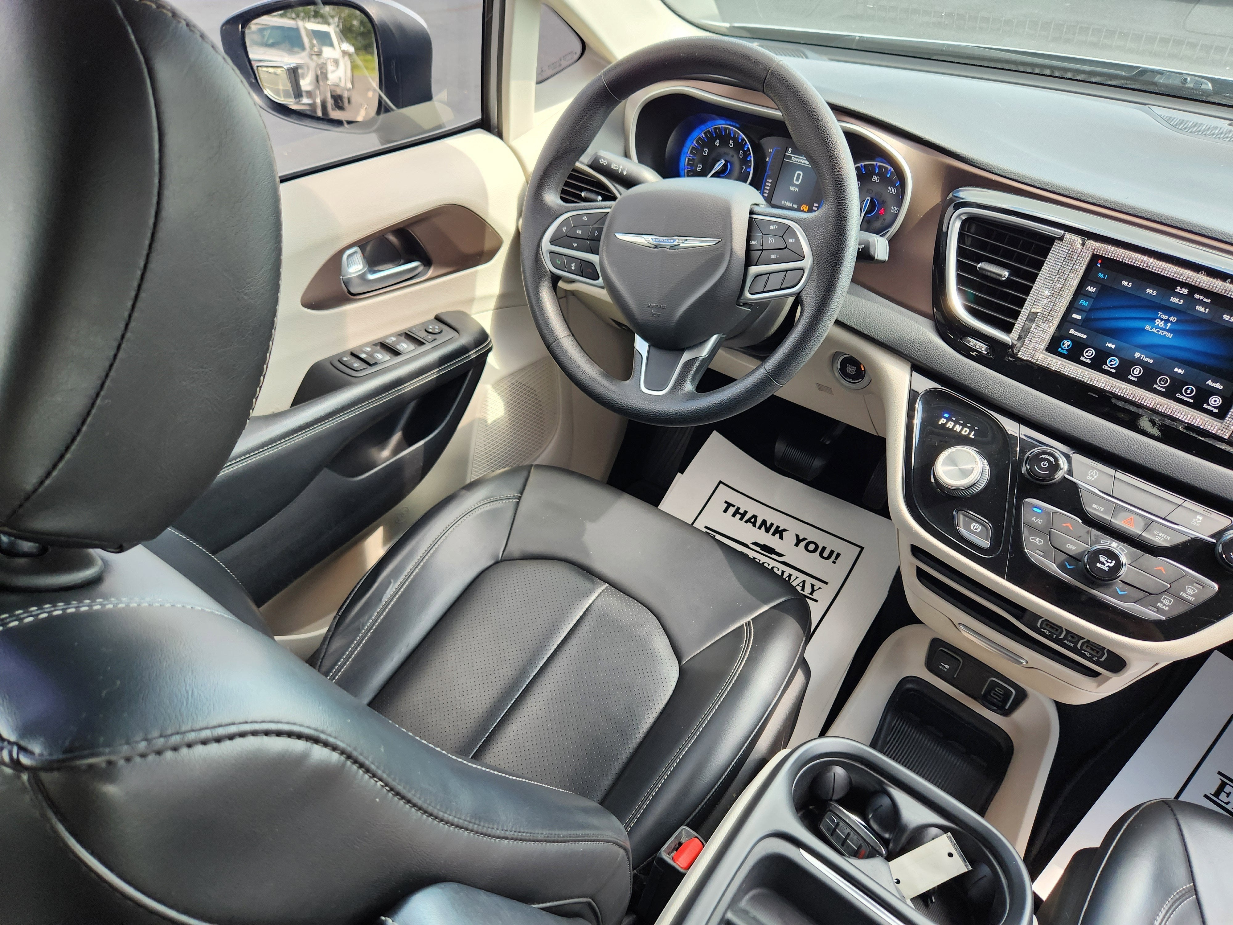 2021 Chrysler Voyager LXI