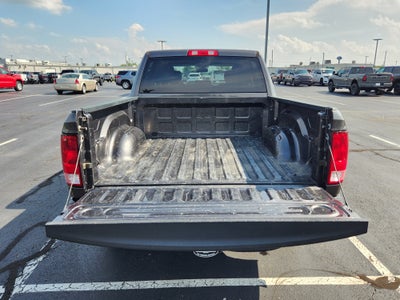 2018 RAM 1500 Express Crew Cab 4x4 5'7" Box