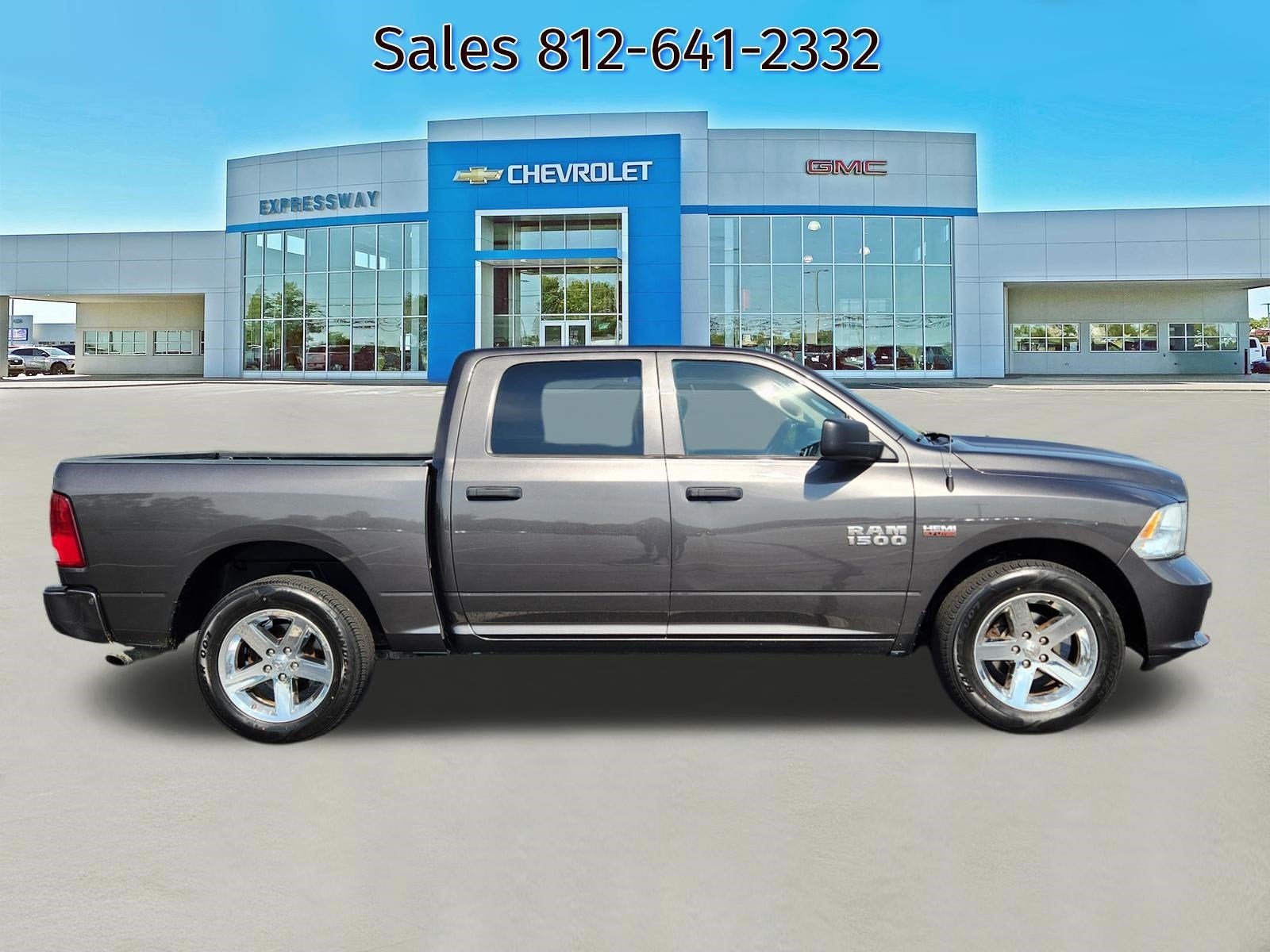 2018 RAM 1500 Express Crew Cab 4x4 5'7" Box