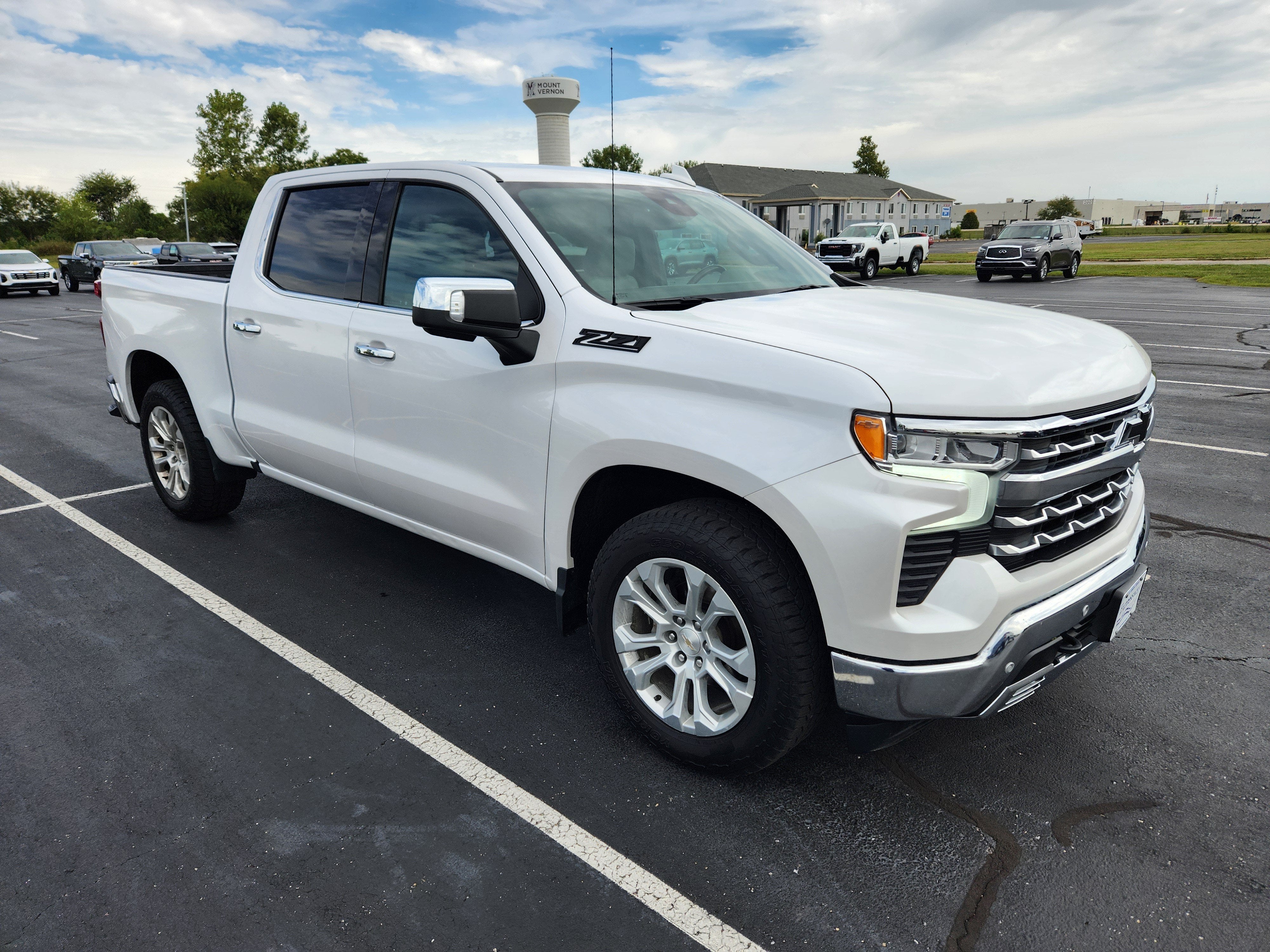 2024 Chevrolet Silverado 1500 LTZ