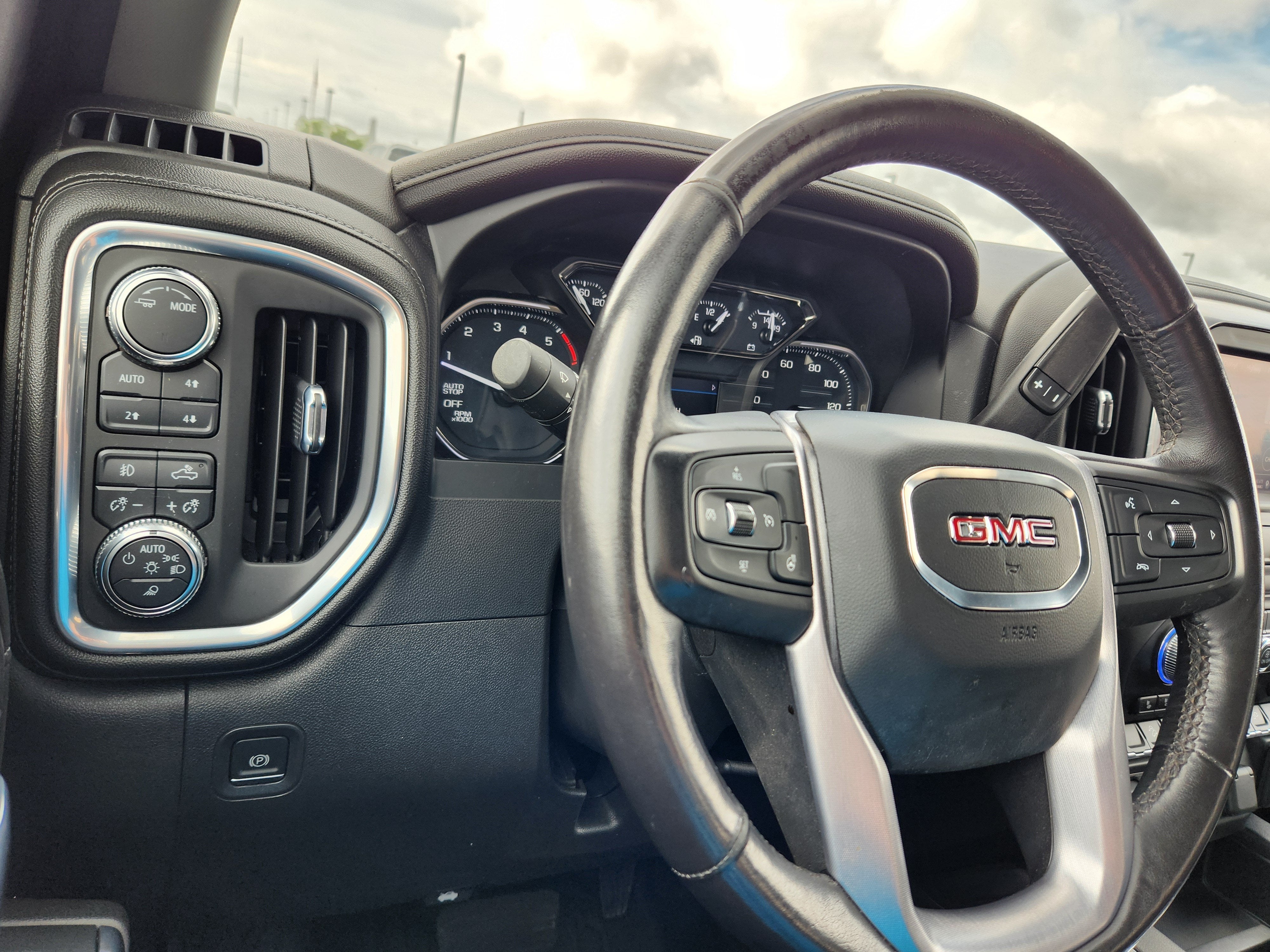 2021 GMC Sierra 1500 SLT