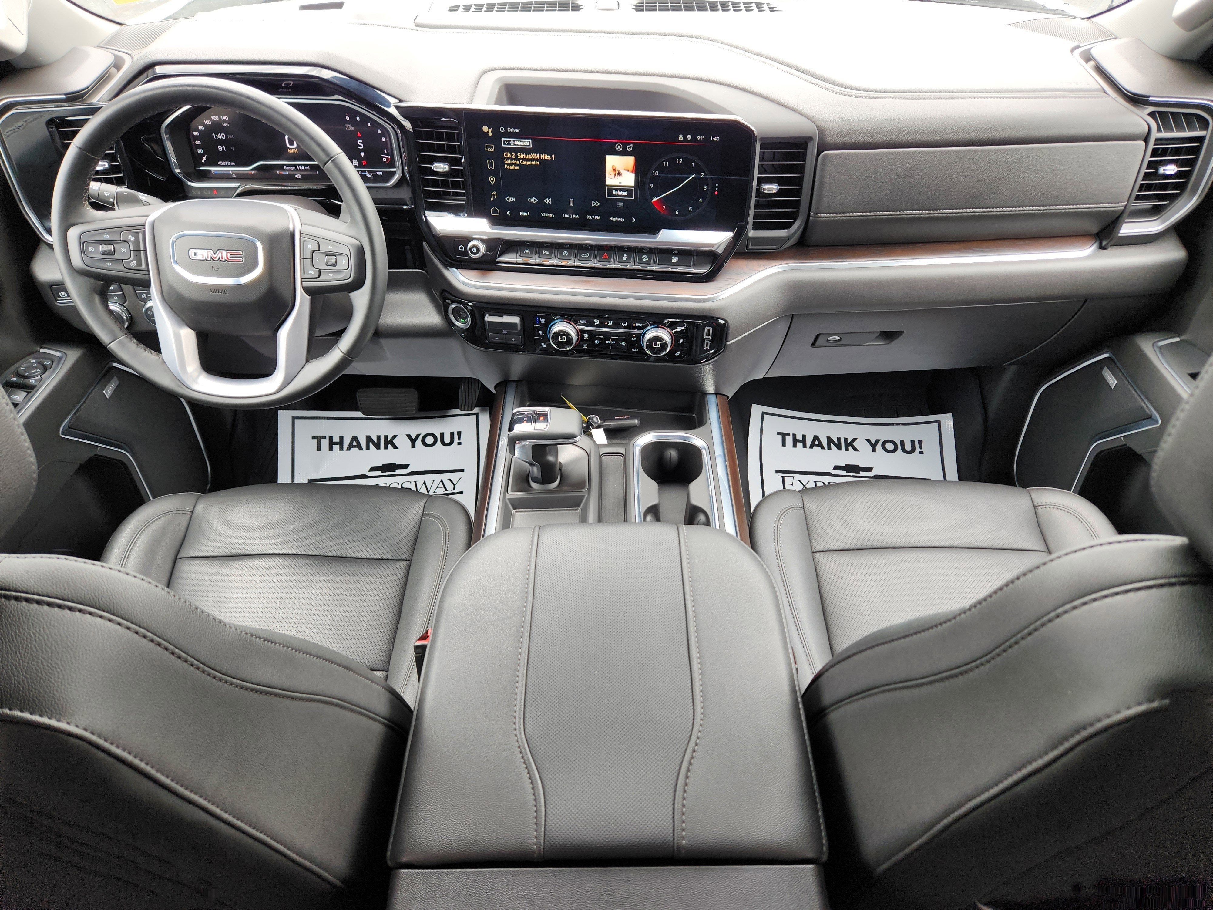 2024 GMC Sierra 1500 SLT