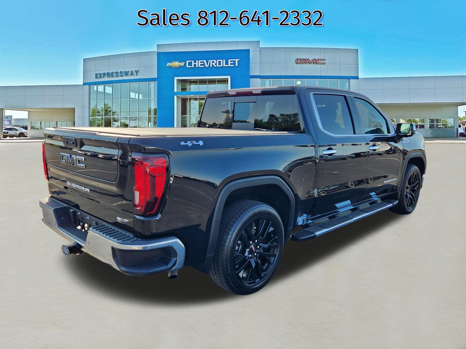 2024 GMC Sierra 1500 SLT