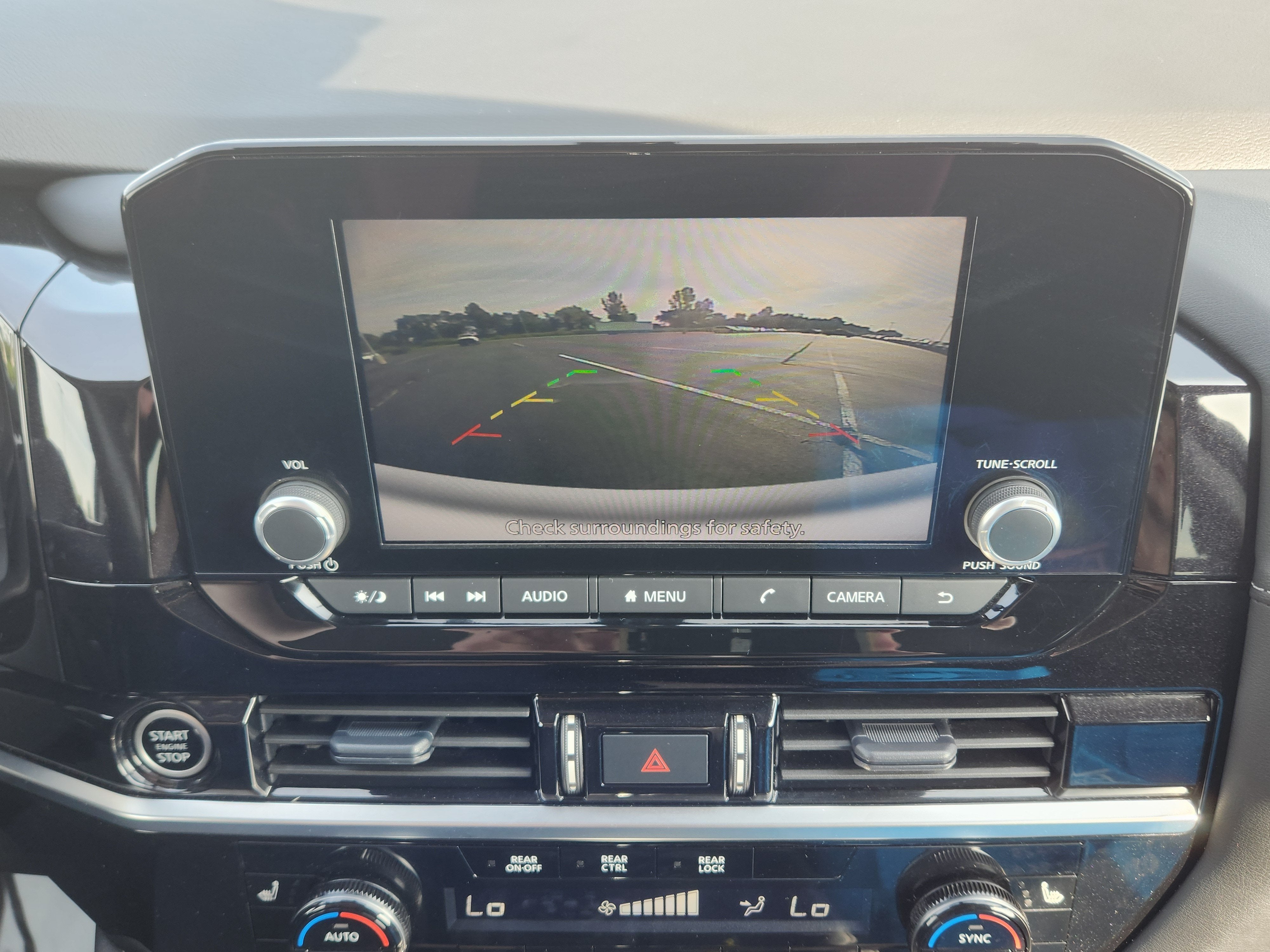 2024 Nissan Pathfinder SV 4WD