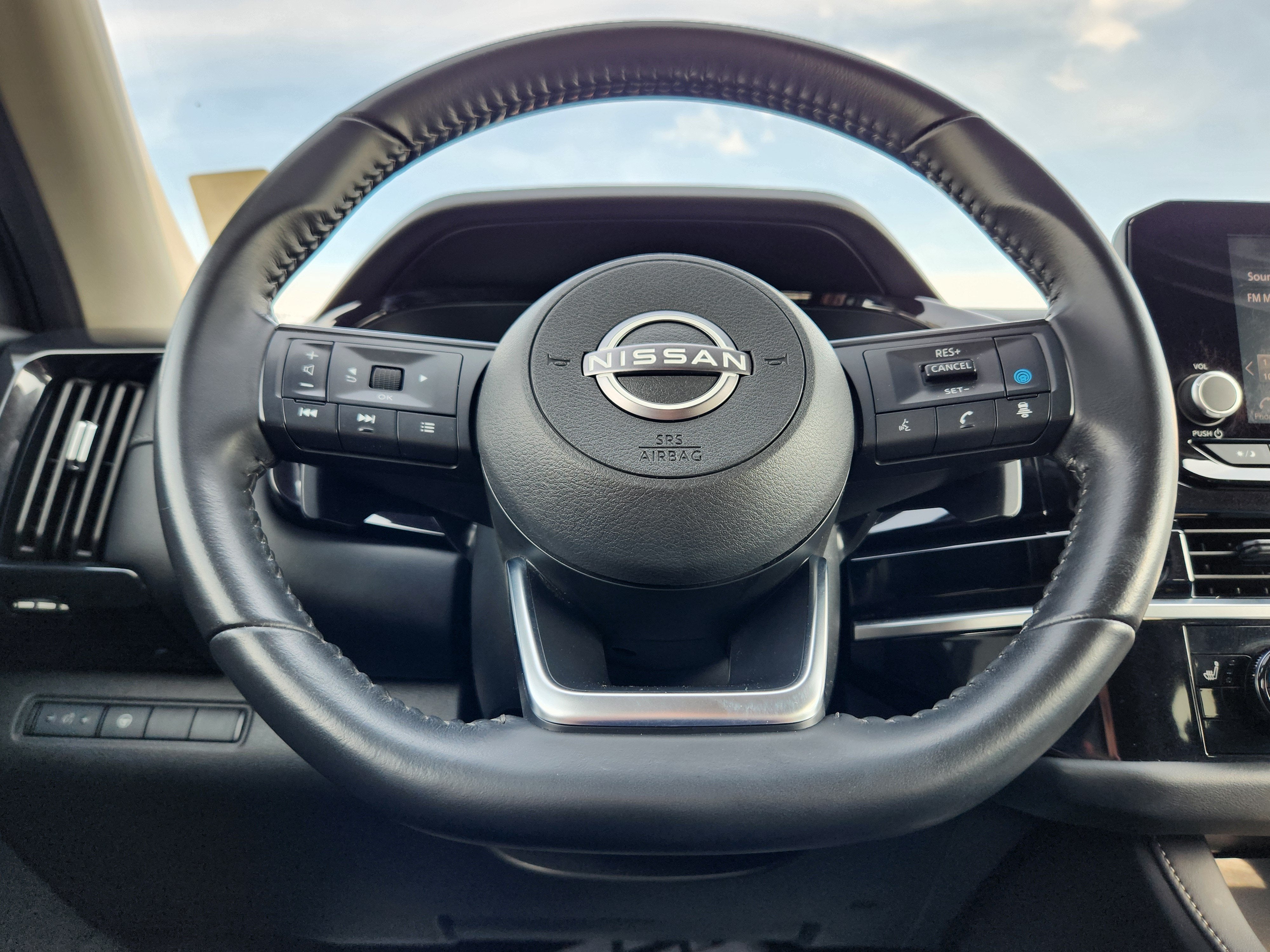 2024 Nissan Pathfinder SV 4WD