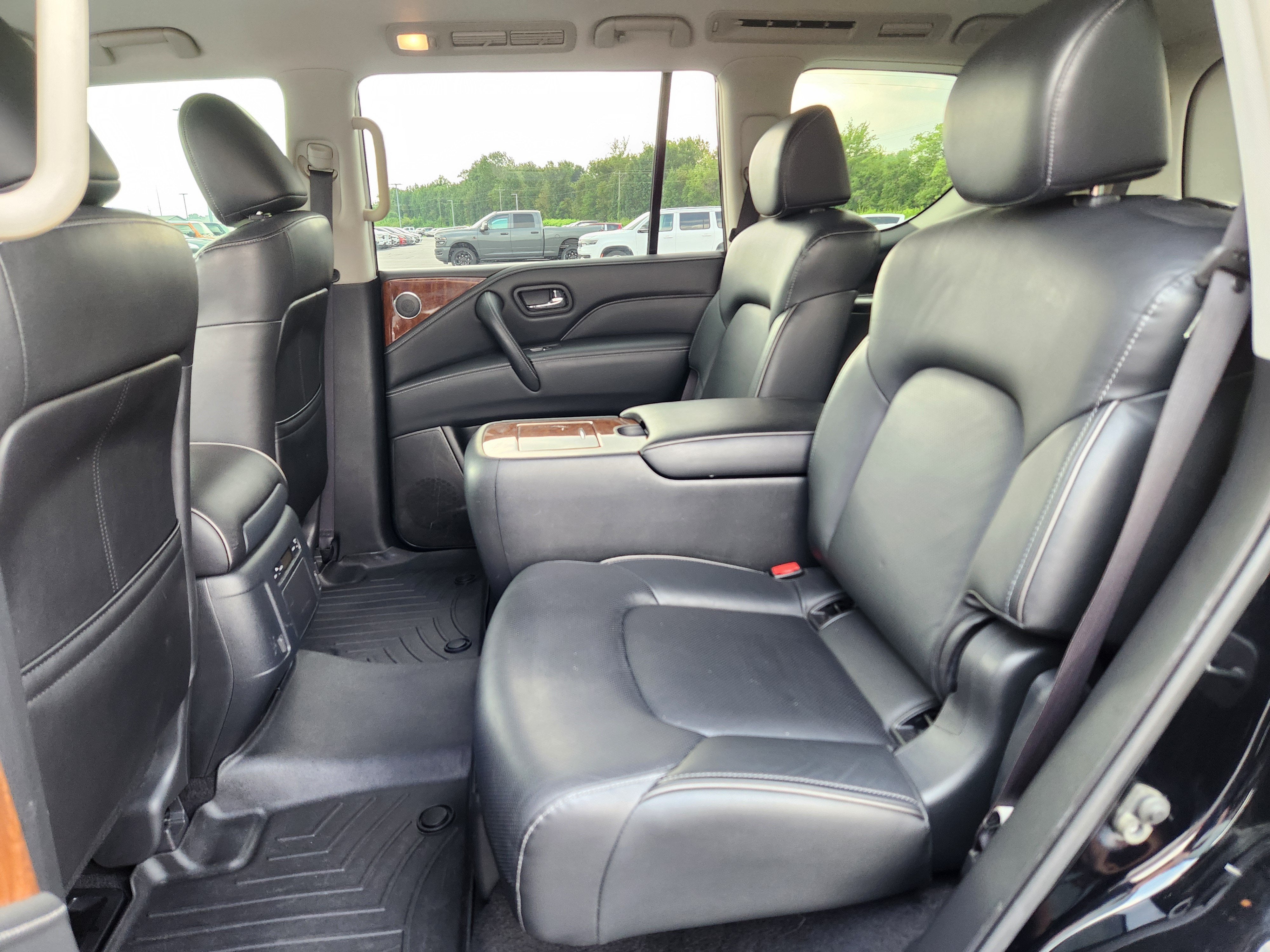 2019 INFINITI QX80 LUXE