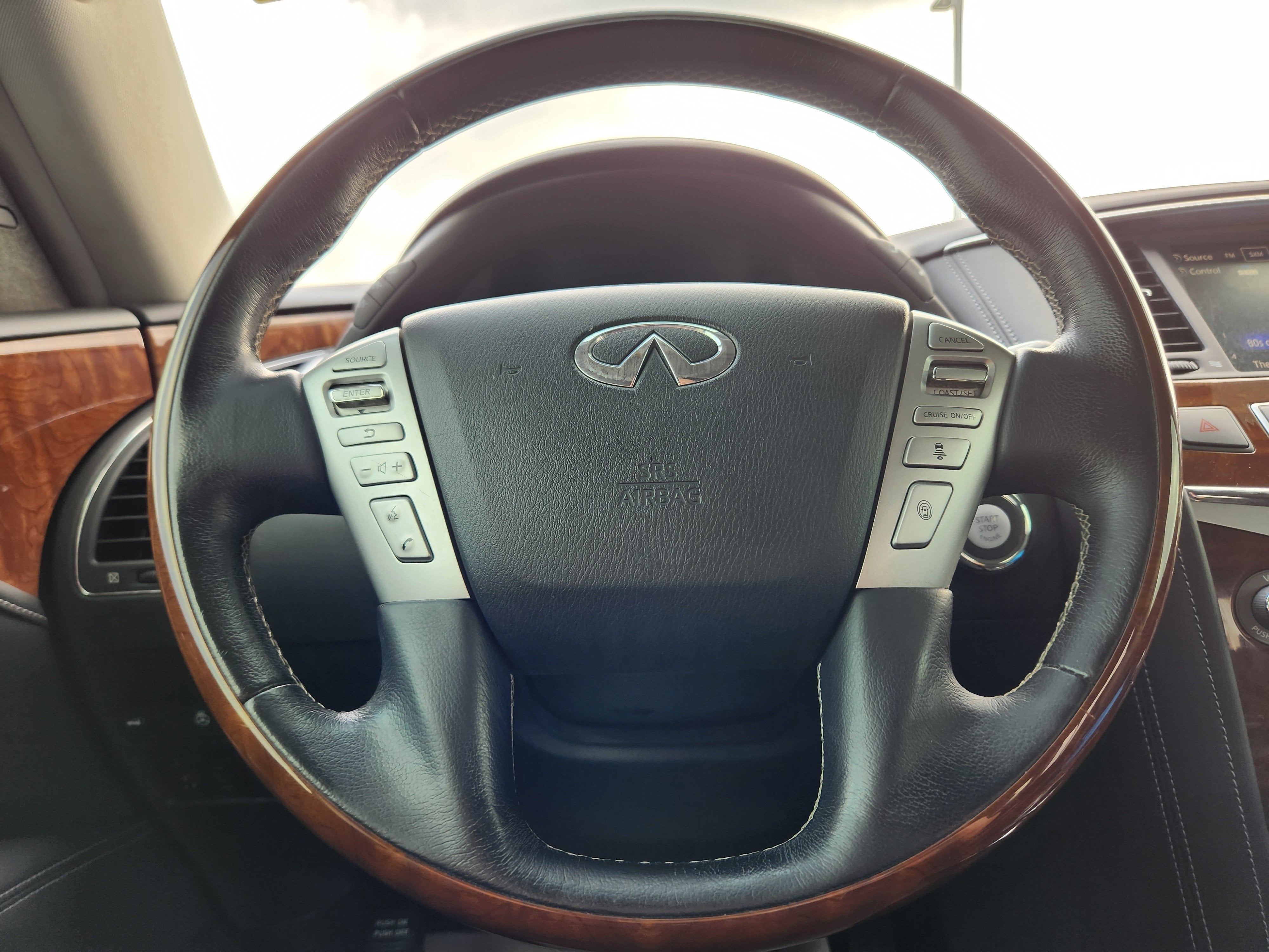 2019 INFINITI QX80 LUXE