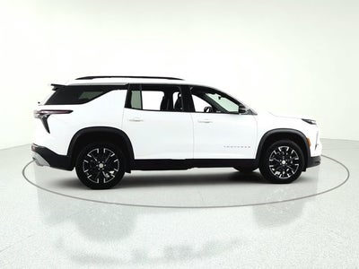 2025 Chevrolet Traverse FWD LT