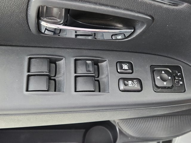 2024 Mitsubishi Outlander Sport S