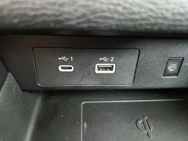 2024 Mitsubishi Outlander Base