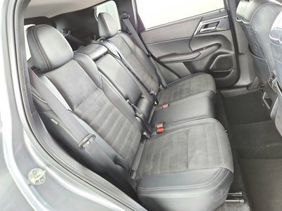 2024 Mitsubishi Outlander Base