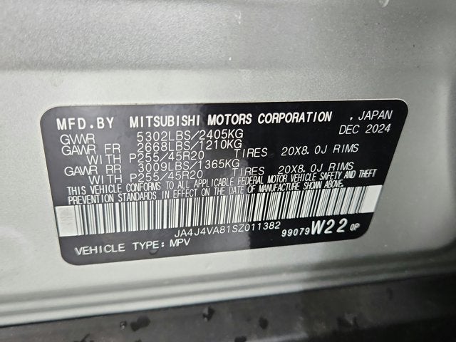2025 Mitsubishi Outlander Base