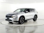 2024 Mitsubishi Outlander Base