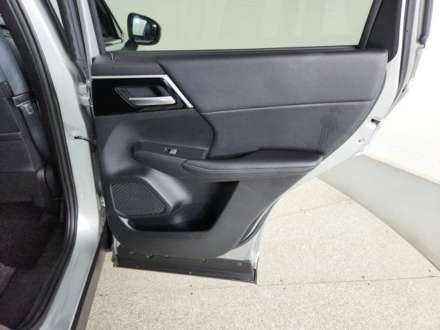 2024 Mitsubishi Outlander Base