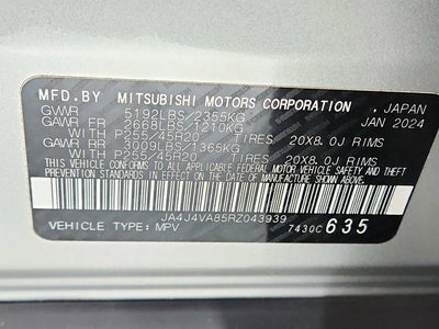 2024 Mitsubishi Outlander Base