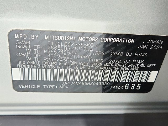 2024 Mitsubishi Outlander Base