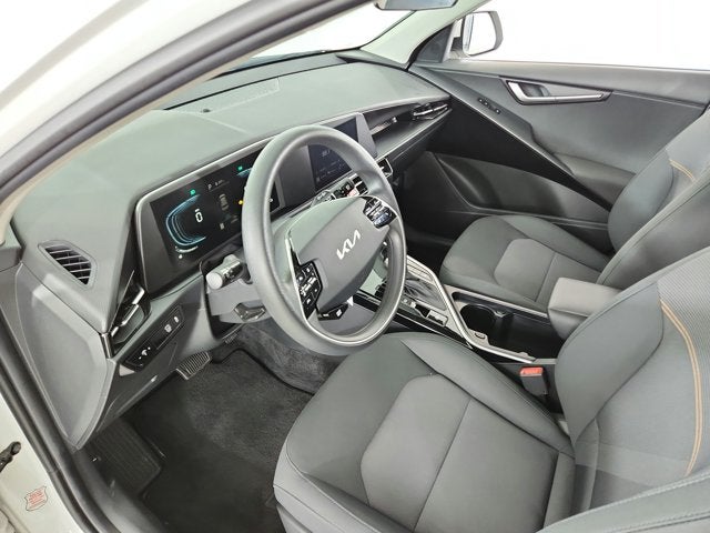 2025 Kia Niro LX