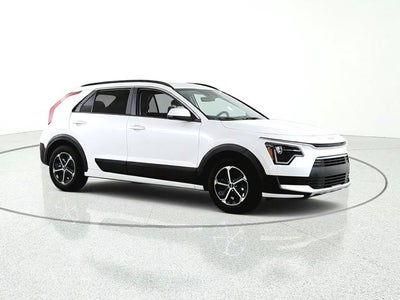 2025 Kia Niro LX