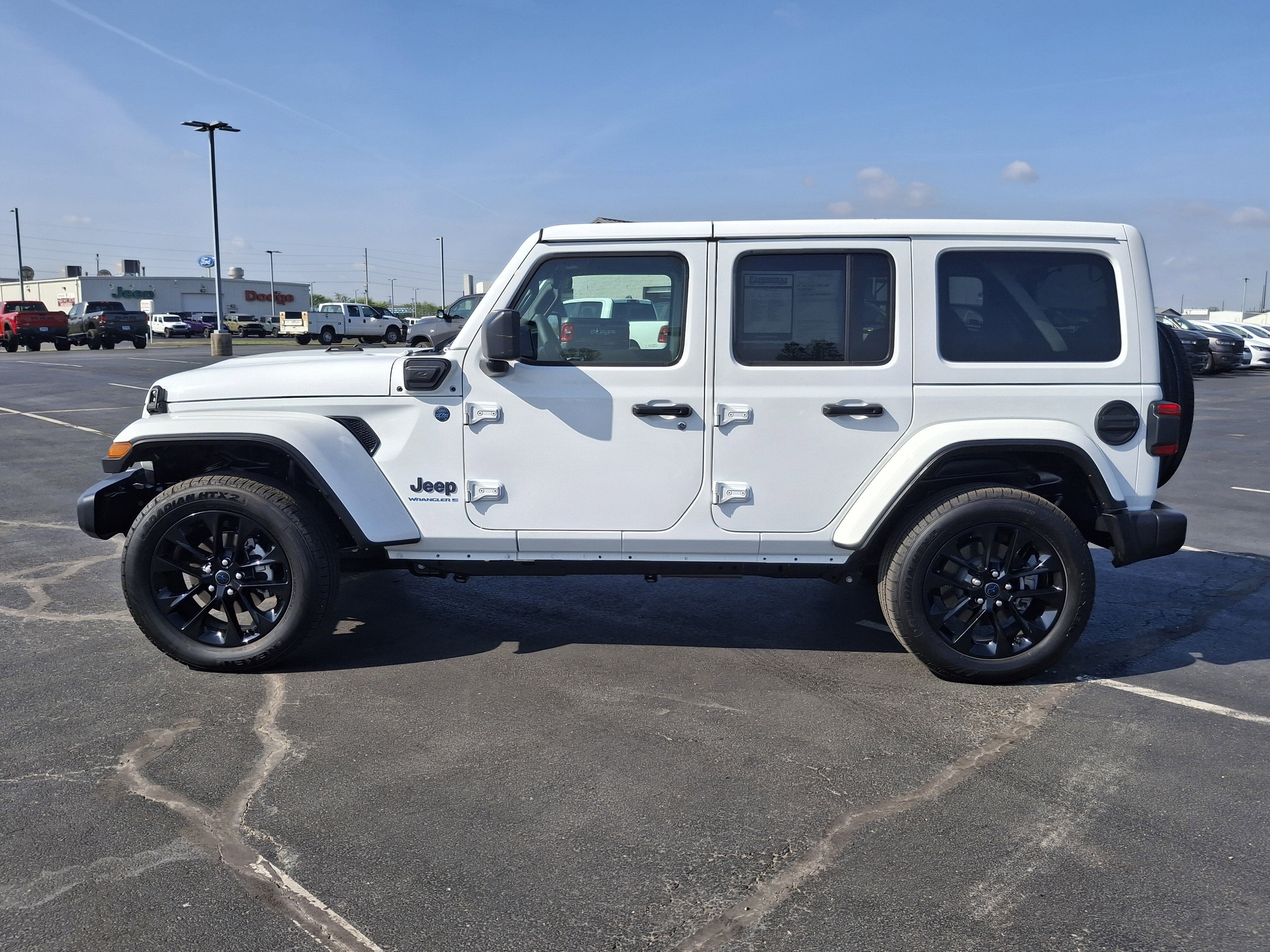2025 Jeep Wrangler 4xe Sahara