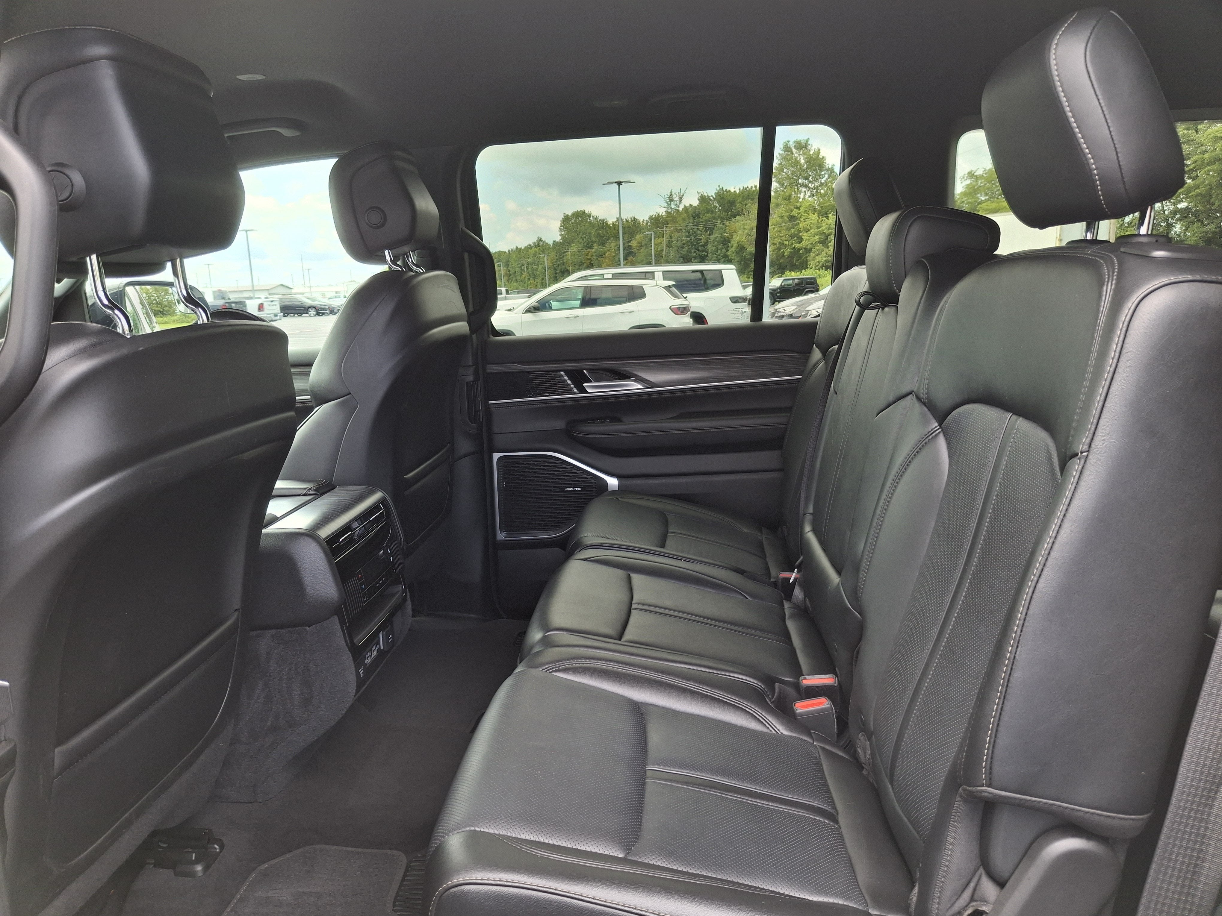 2024 Jeep Wagoneer L Series II