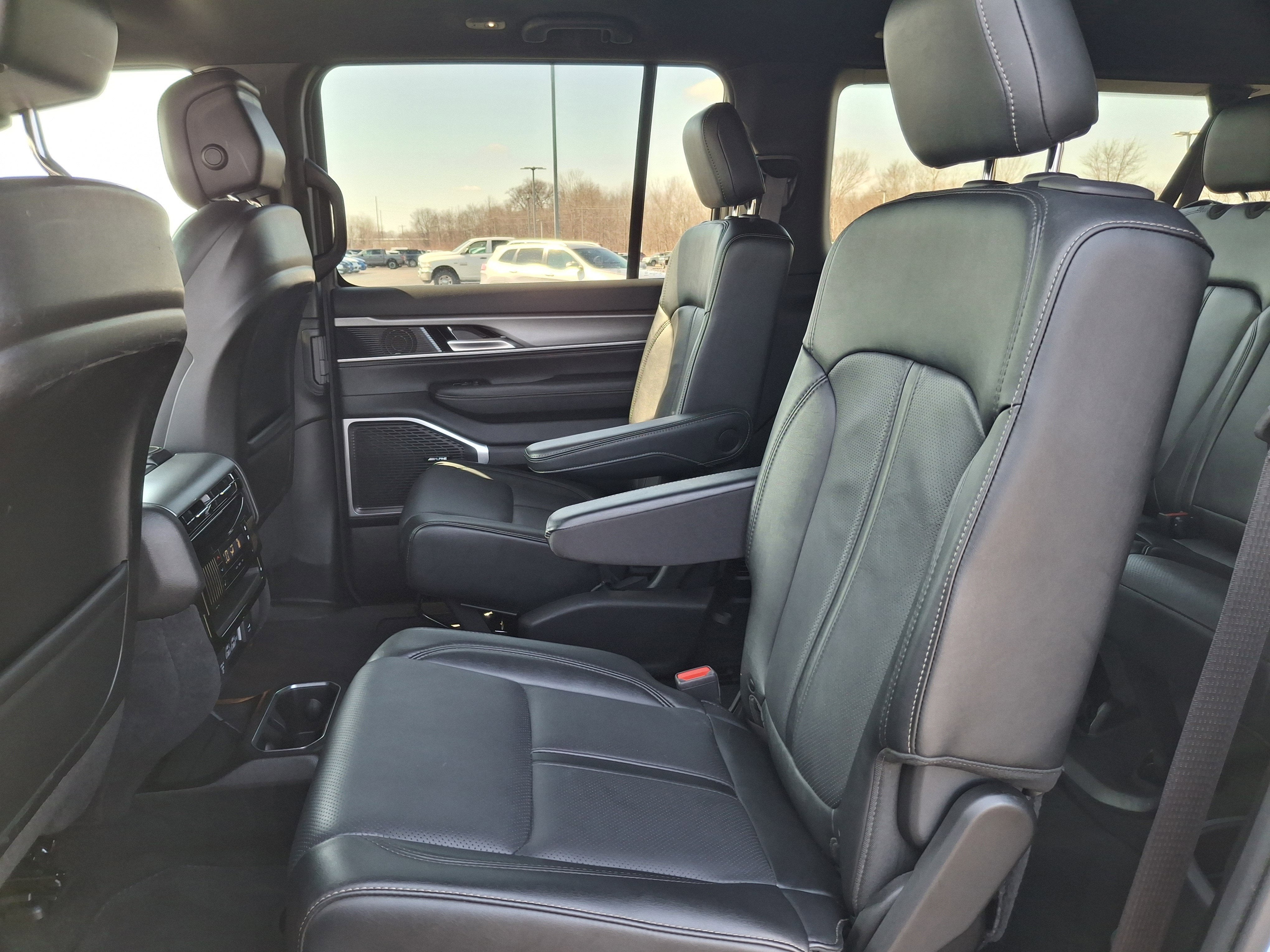 2025 Jeep Wagoneer L Series II