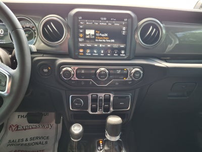 2023 Jeep Gladiator Overland