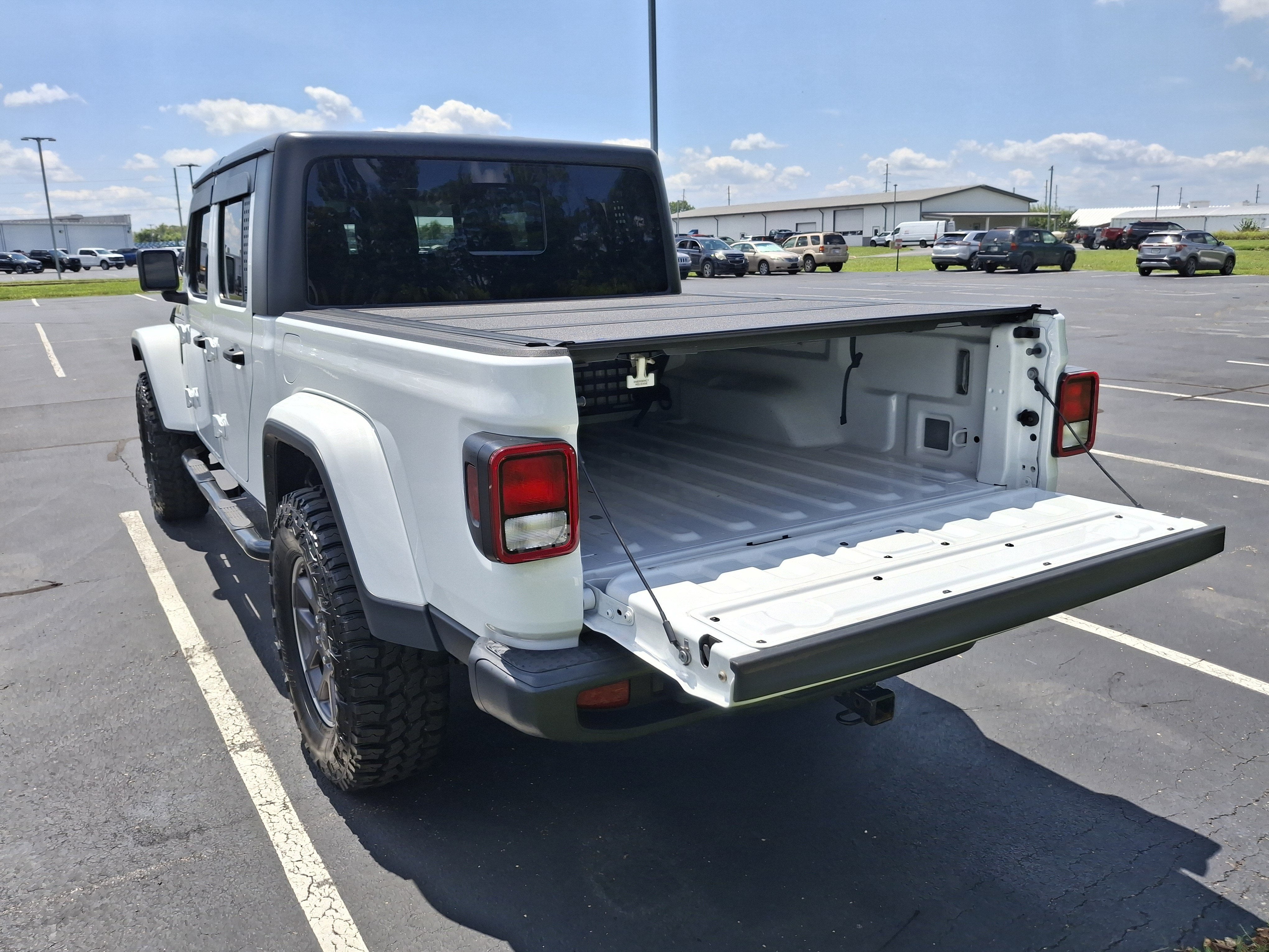 2023 Jeep Gladiator Overland