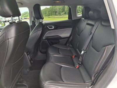 2022 Jeep Compass Latitude Lux