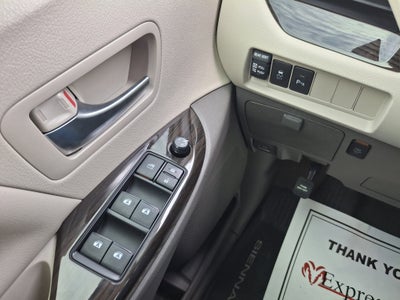 2020 Toyota Sienna Base