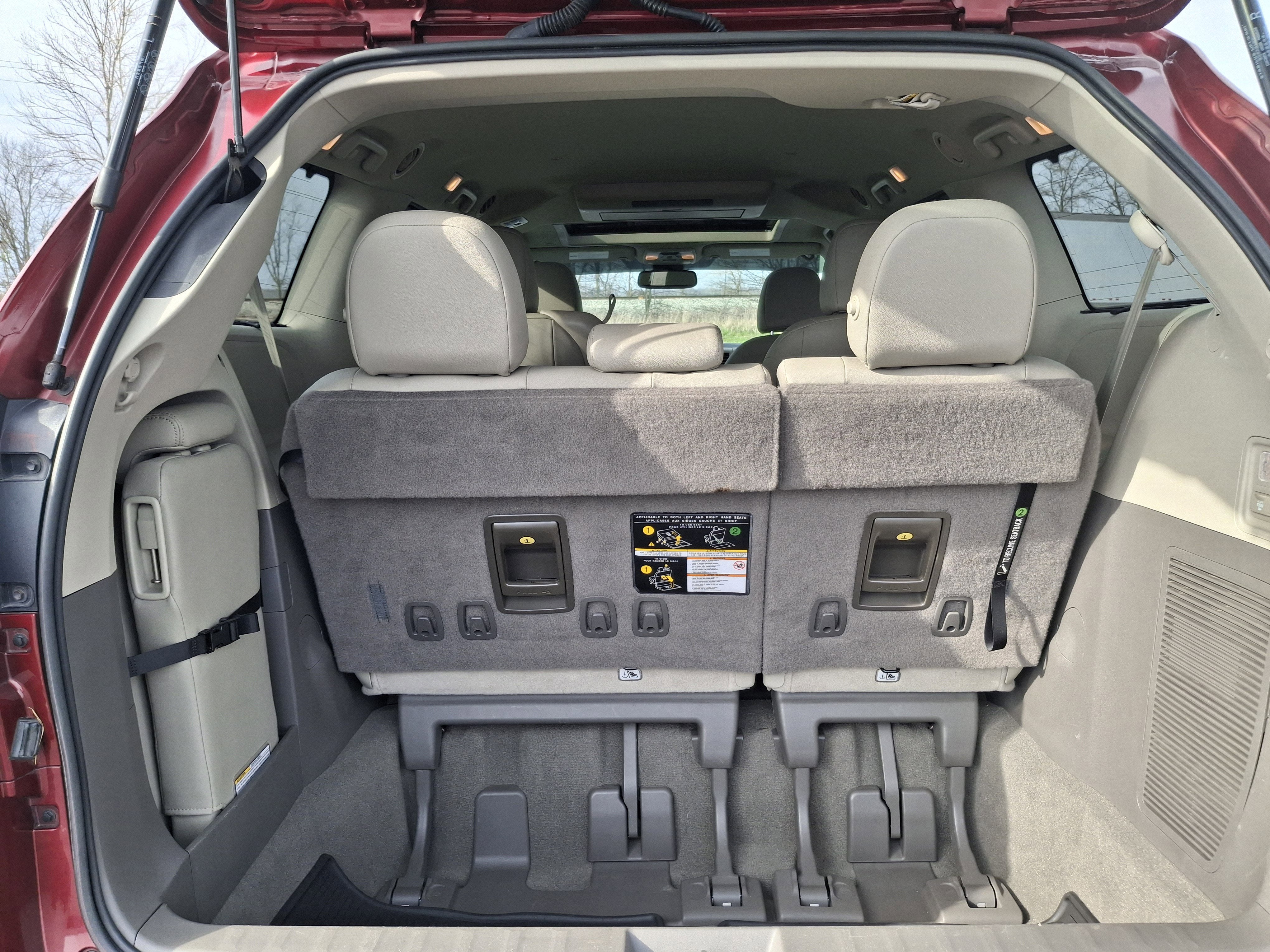 2020 Toyota Sienna Base