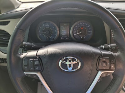 2020 Toyota Sienna Base
