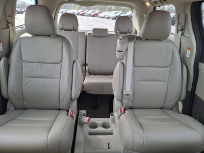 2020 Toyota Sienna Base