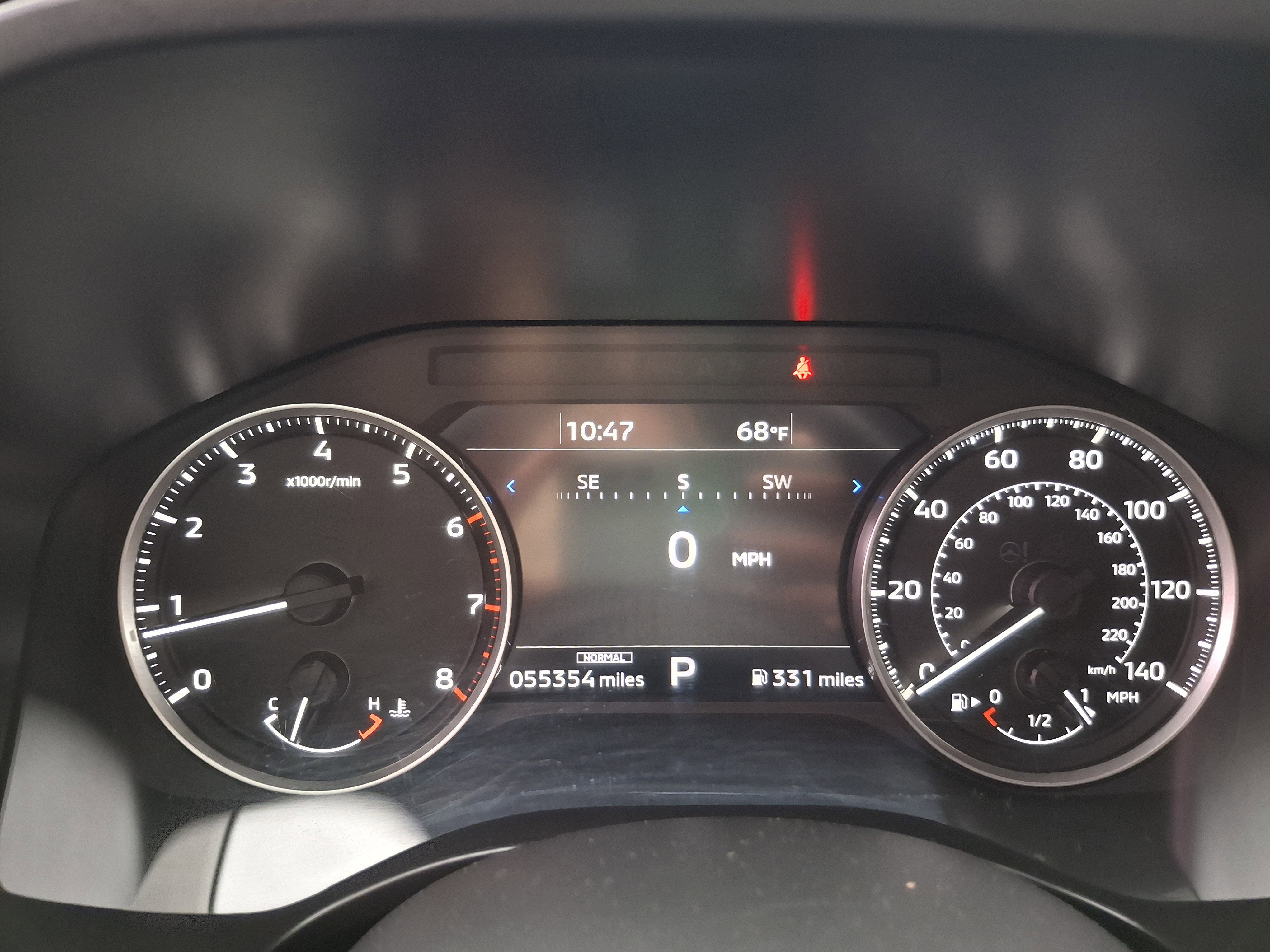 2024 Mitsubishi Outlander Base