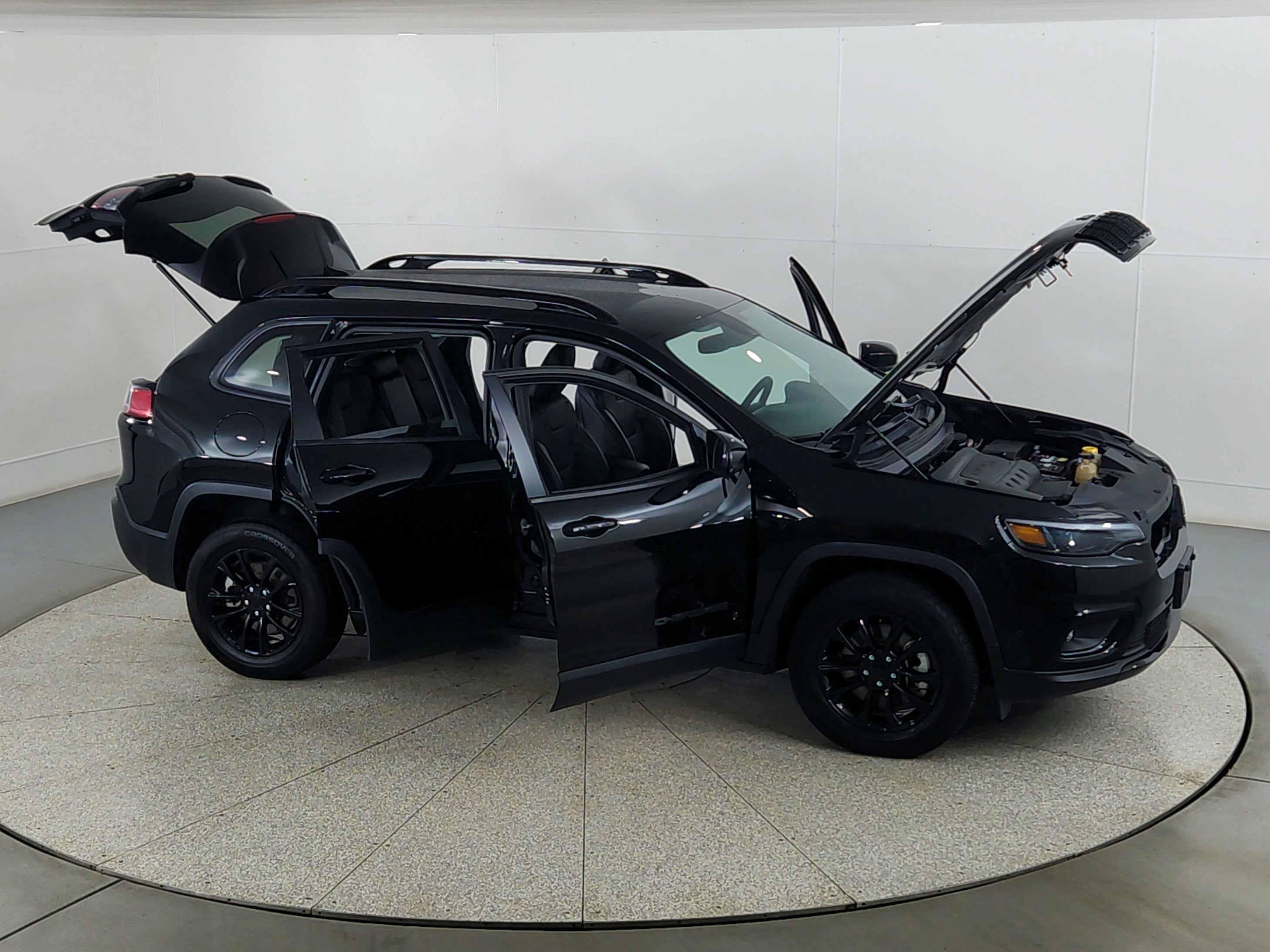 2023 Jeep Cherokee Altitude Lux