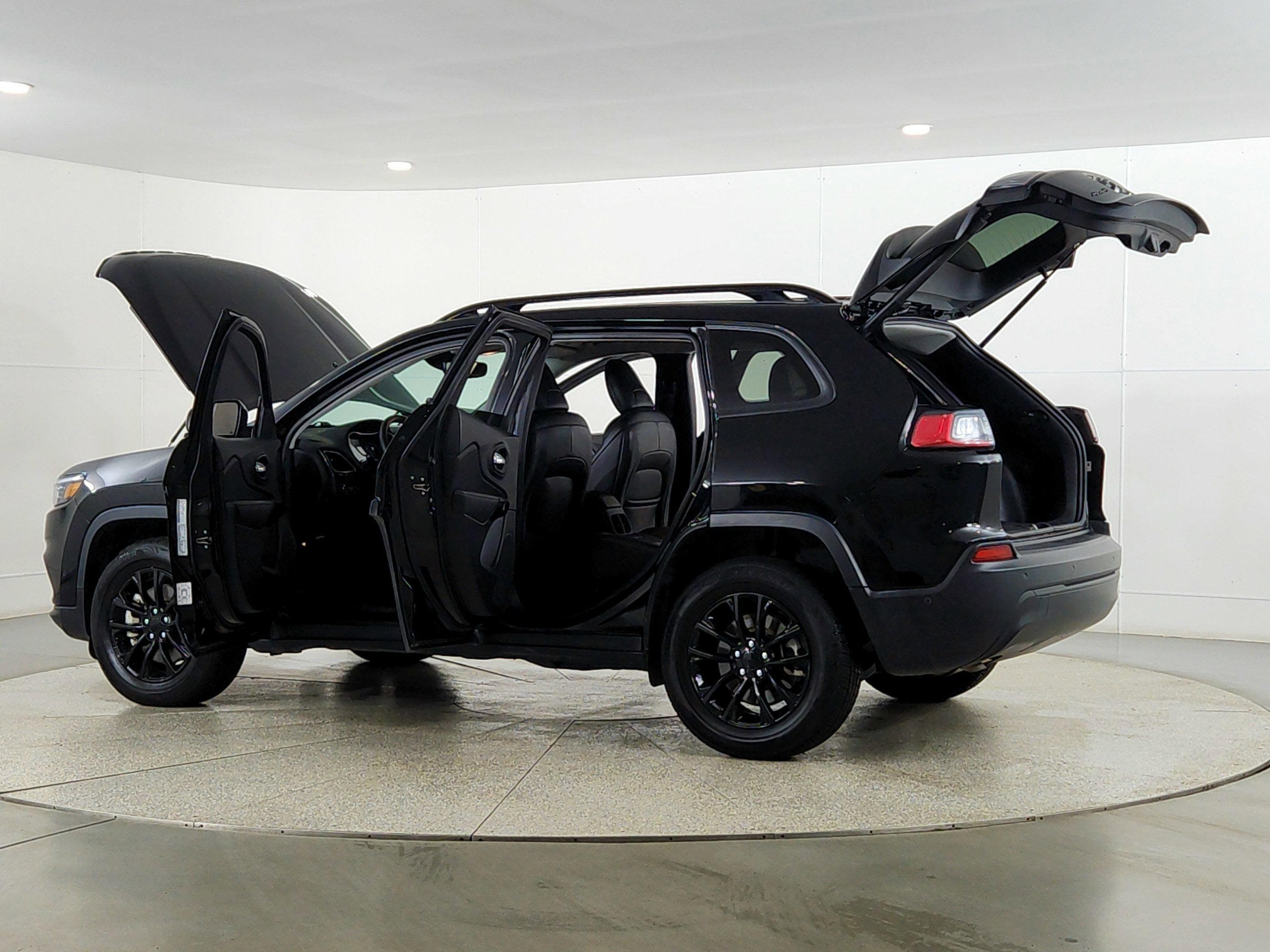 2023 Jeep Cherokee Altitude Lux