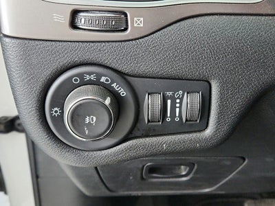 2022 Jeep Cherokee Latitude Lux